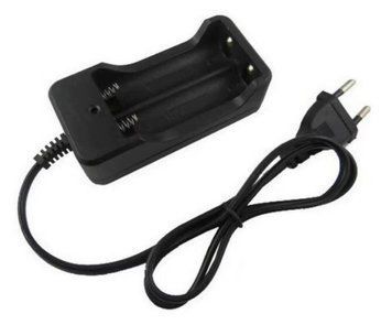 Зарядное устройство с входом USB Type-C для Li-ion аккумуляторных батарей 18650 2 слота питание от сети 1780613071 фото